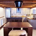 アパート Exceptional Duplex, Cozy & Authentic Atmosphere *